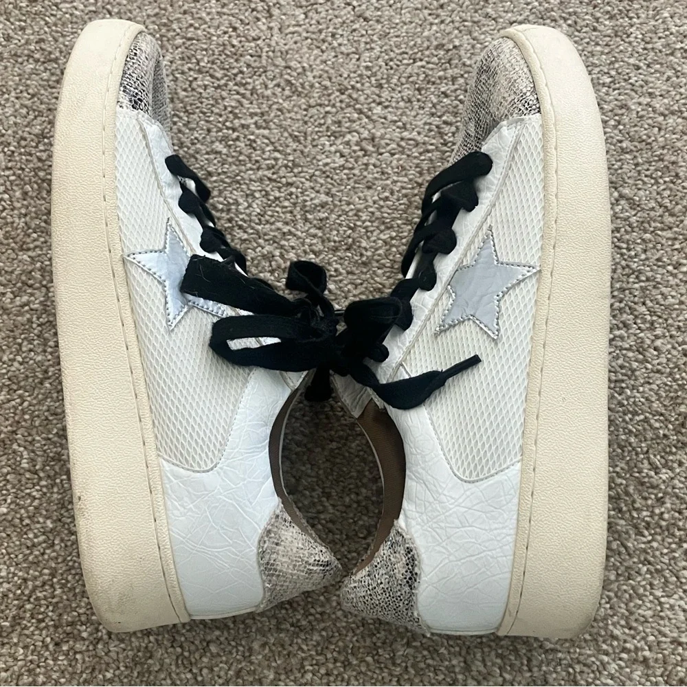White Raven White Snake Embossed Star Lace Up Sneakers US‎ Size 7.5 Streetwear